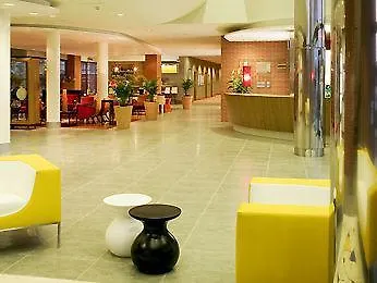 Hilton Garden Готель